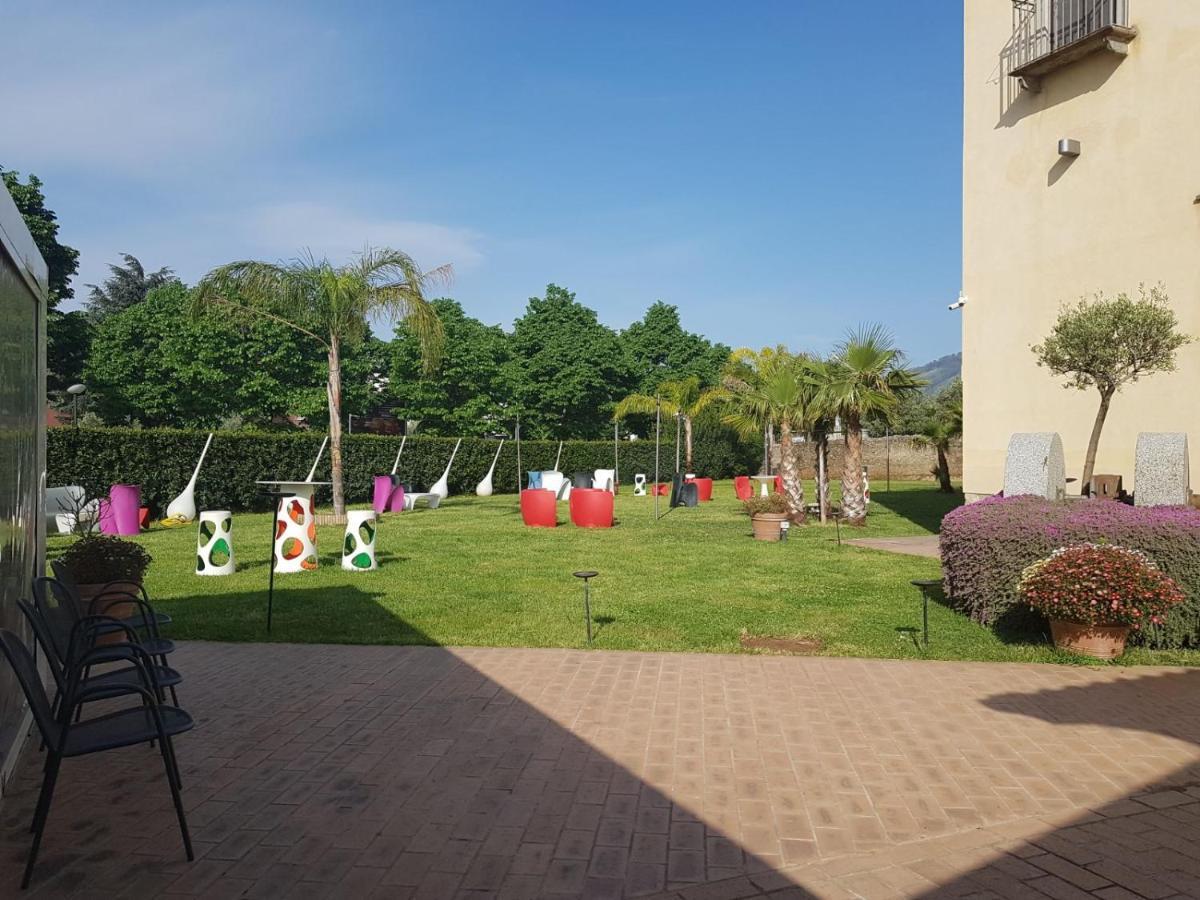 I Giardini Del Novecento Lamezia Terme Exterior foto